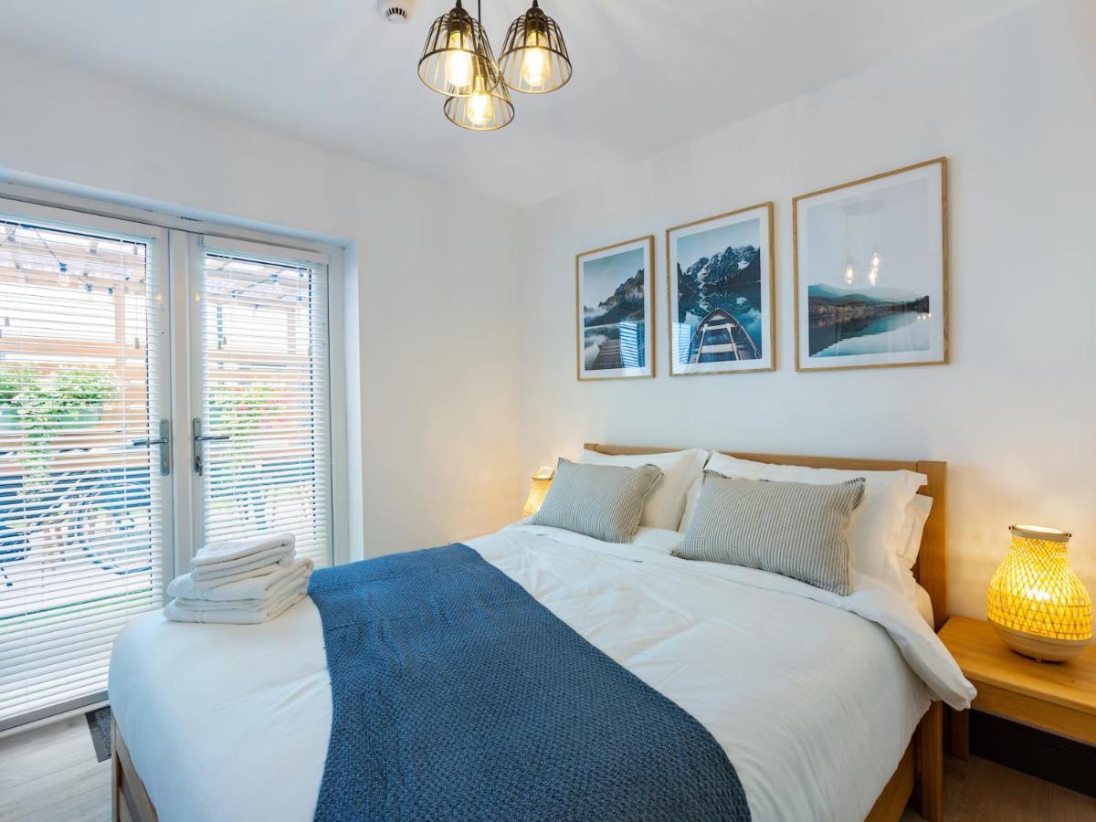 Macs Townhouse Dungarvan Дънгарван Екстериор снимка