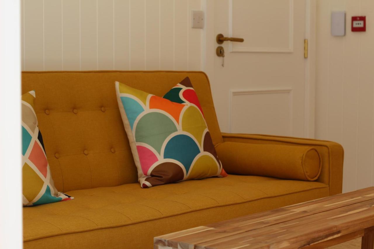 Macs Townhouse Dungarvan Дънгарван Екстериор снимка