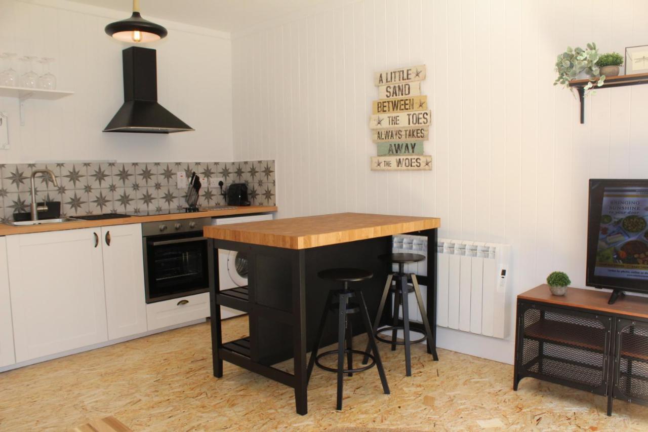 Macs Townhouse Dungarvan Дънгарван Екстериор снимка