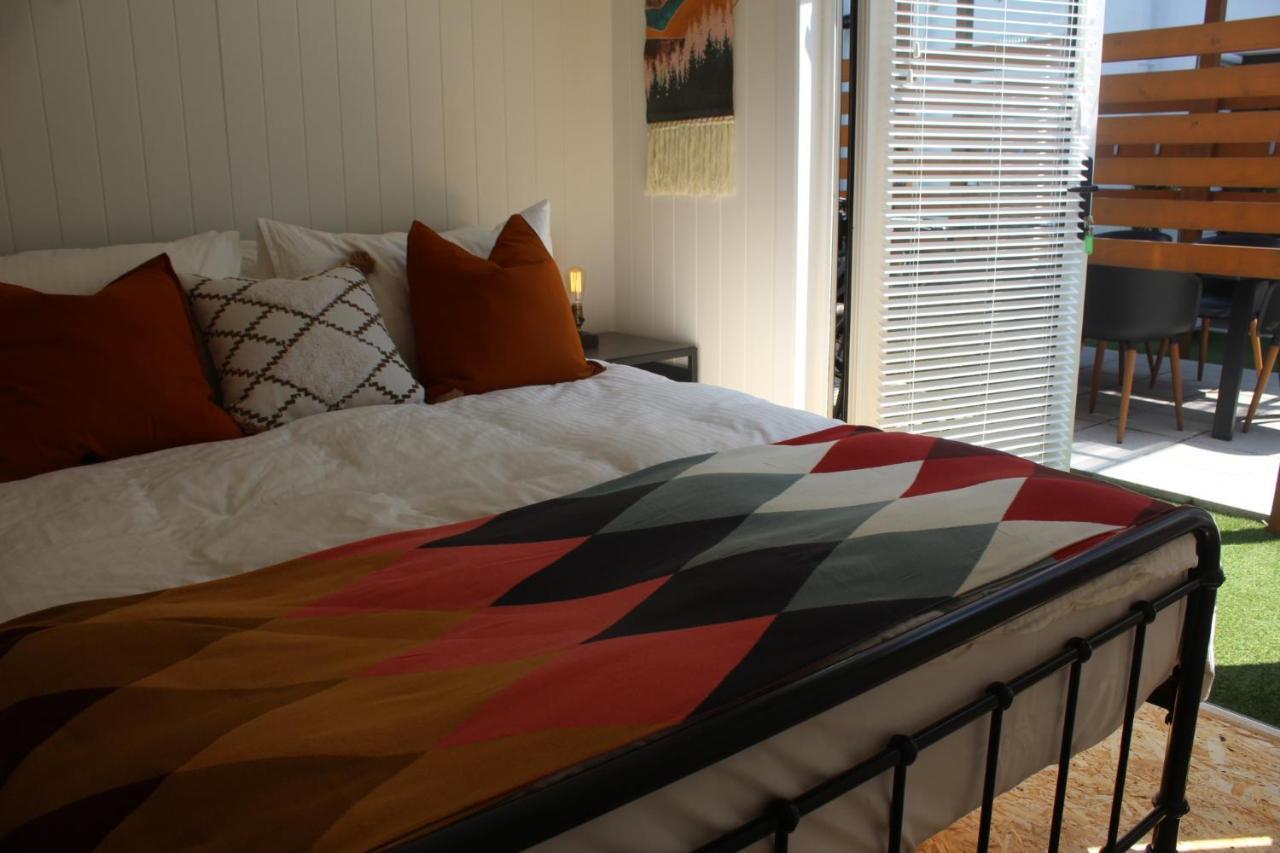 Macs Townhouse Dungarvan Дънгарван Екстериор снимка